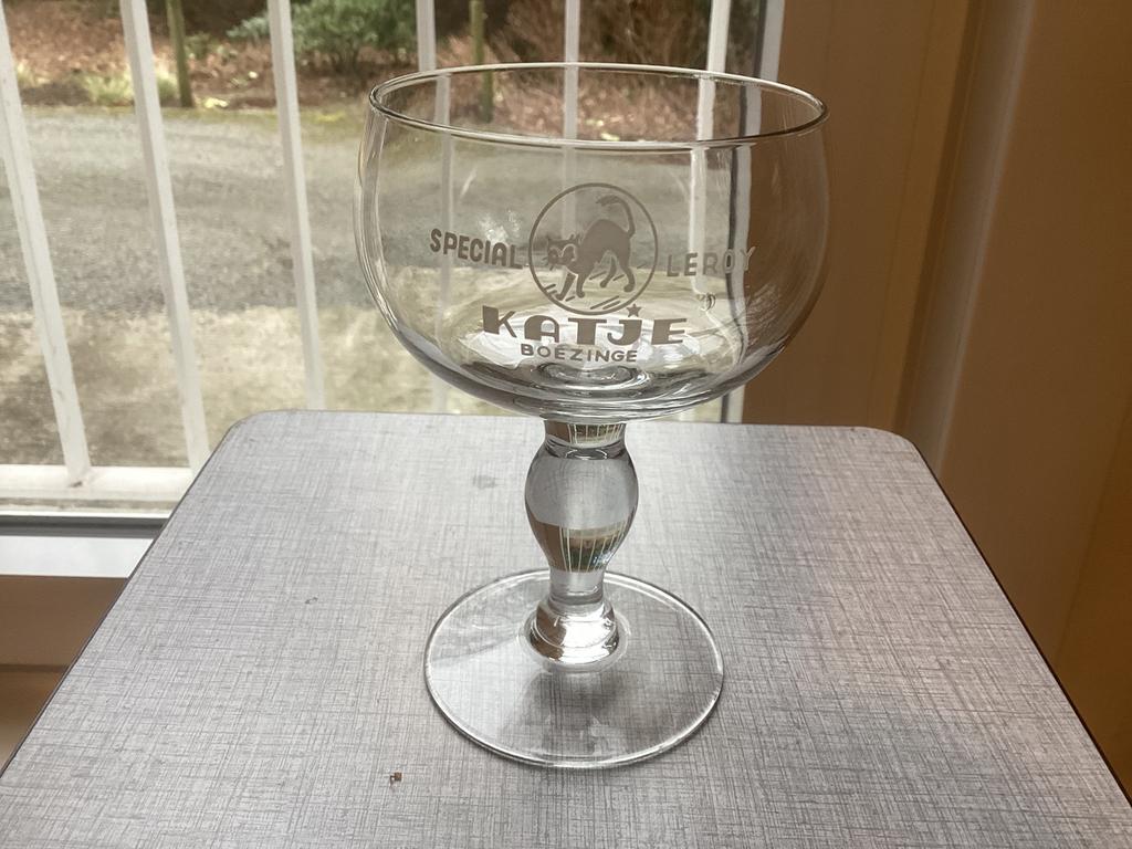 Special Leroy. Katje Boezinge., Verzamelen, Biermerken, Ophalen of Verzenden