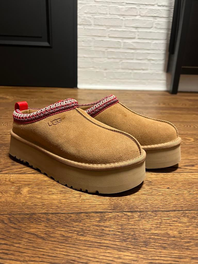 UGG Tazz Size EU:39, Enlèvement ou Envoi, Comme neuf, Brun, Sabots