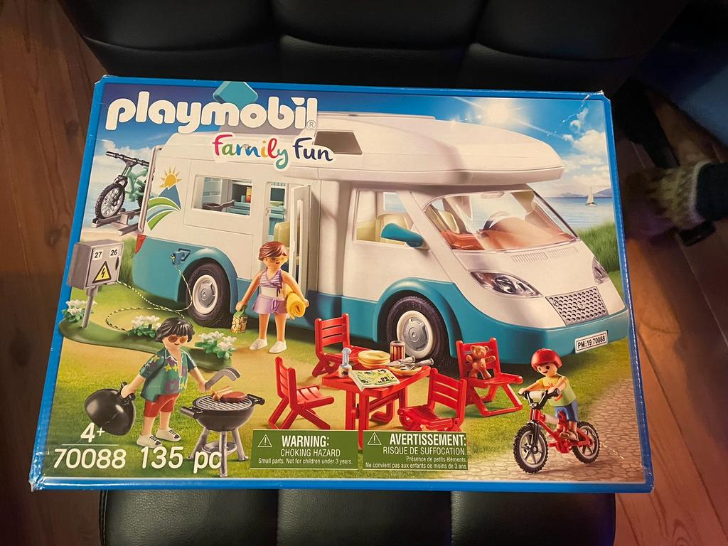 Playmobil 70088 - Family Fun Camper, Ophalen of Verzenden, Gebruikt
