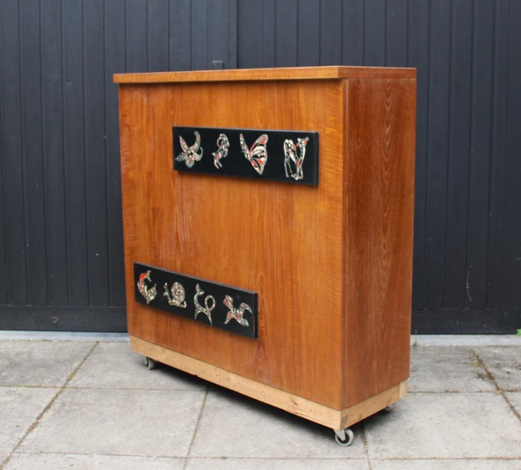 vintage houten barkast, barmeubel op wieltjes, winkelbalie, Ophalen
