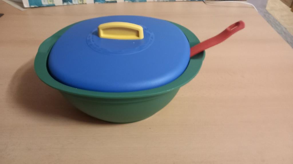 Serveerkom Tupperware, Huis en Inrichting, Ophalen of Verzenden, Zo goed als nieuw