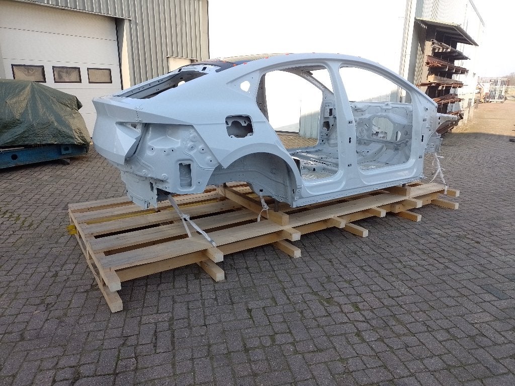 Skoda Enjaq Coupe, nieuwe carrosserie, Bedrijf, Enyaq, Panoramadak, Te koop