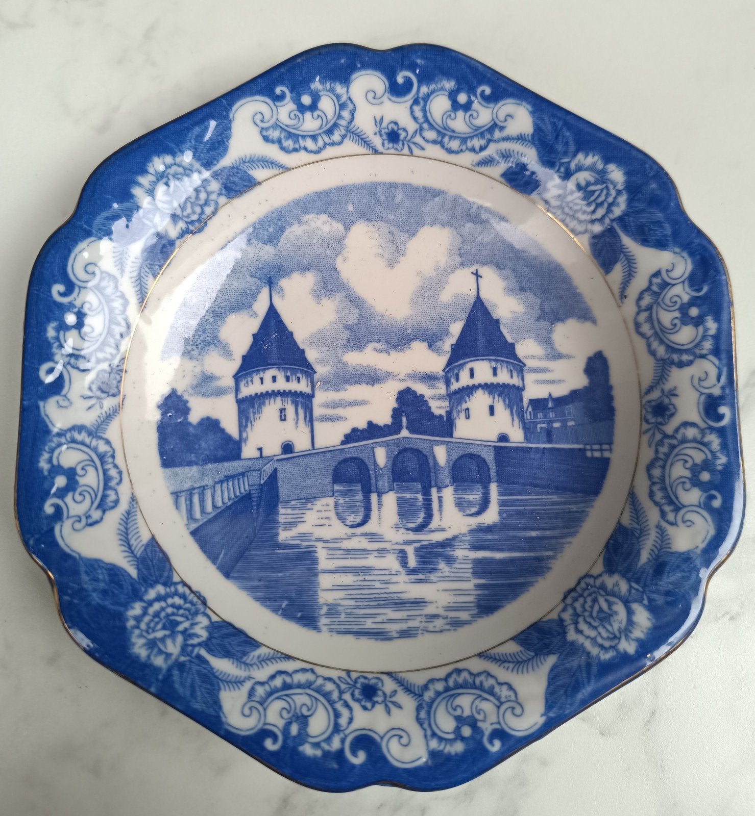 Vintage porseleinen bord "Broeltorens Kortrijk", Antiek en Kunst, Ophalen of Verzenden