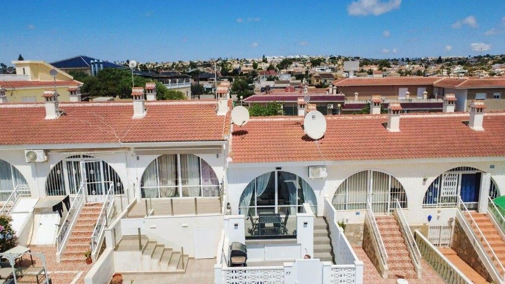 Gerenoveerde benedenwoning/ Ciudad Quesada, Immo, Buitenland, Spanje, Woonhuis, Overige