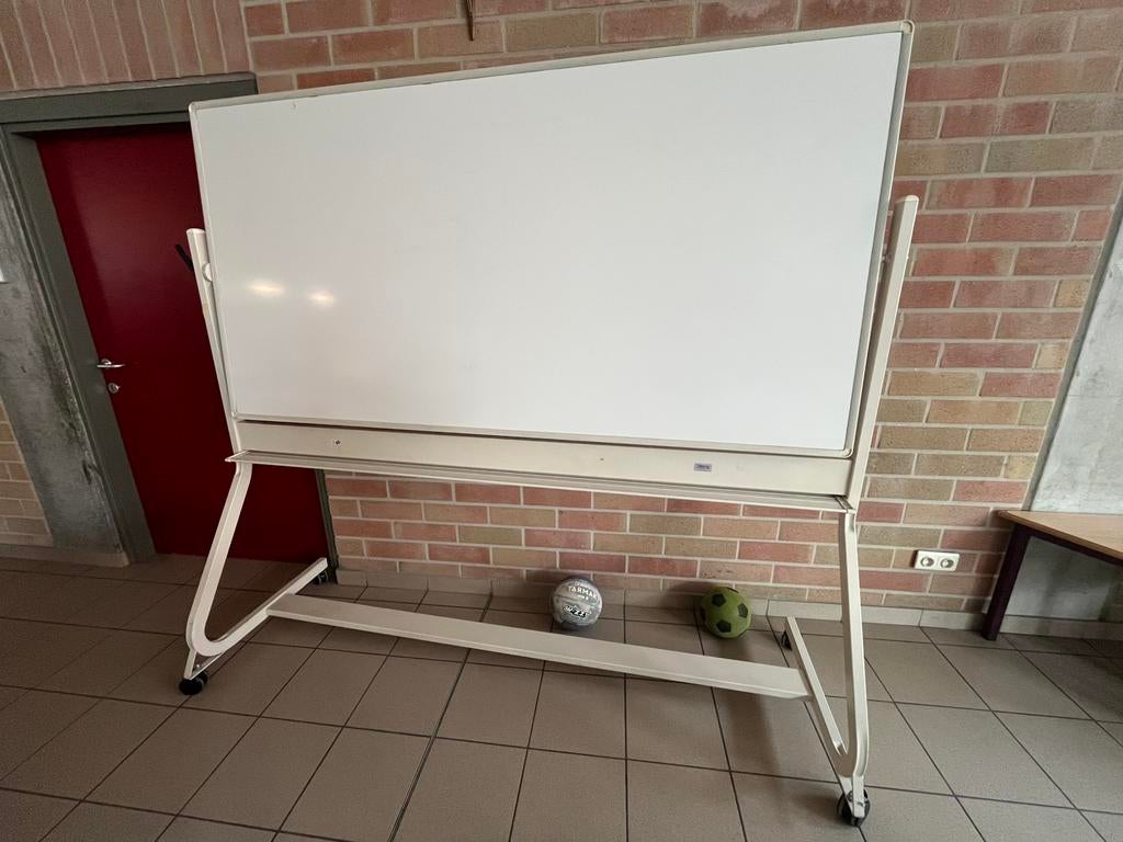 Groot magneet en whiteboard op wielen. 100x200 cm, Ophalen, Zo goed als nieuw, Whiteboard