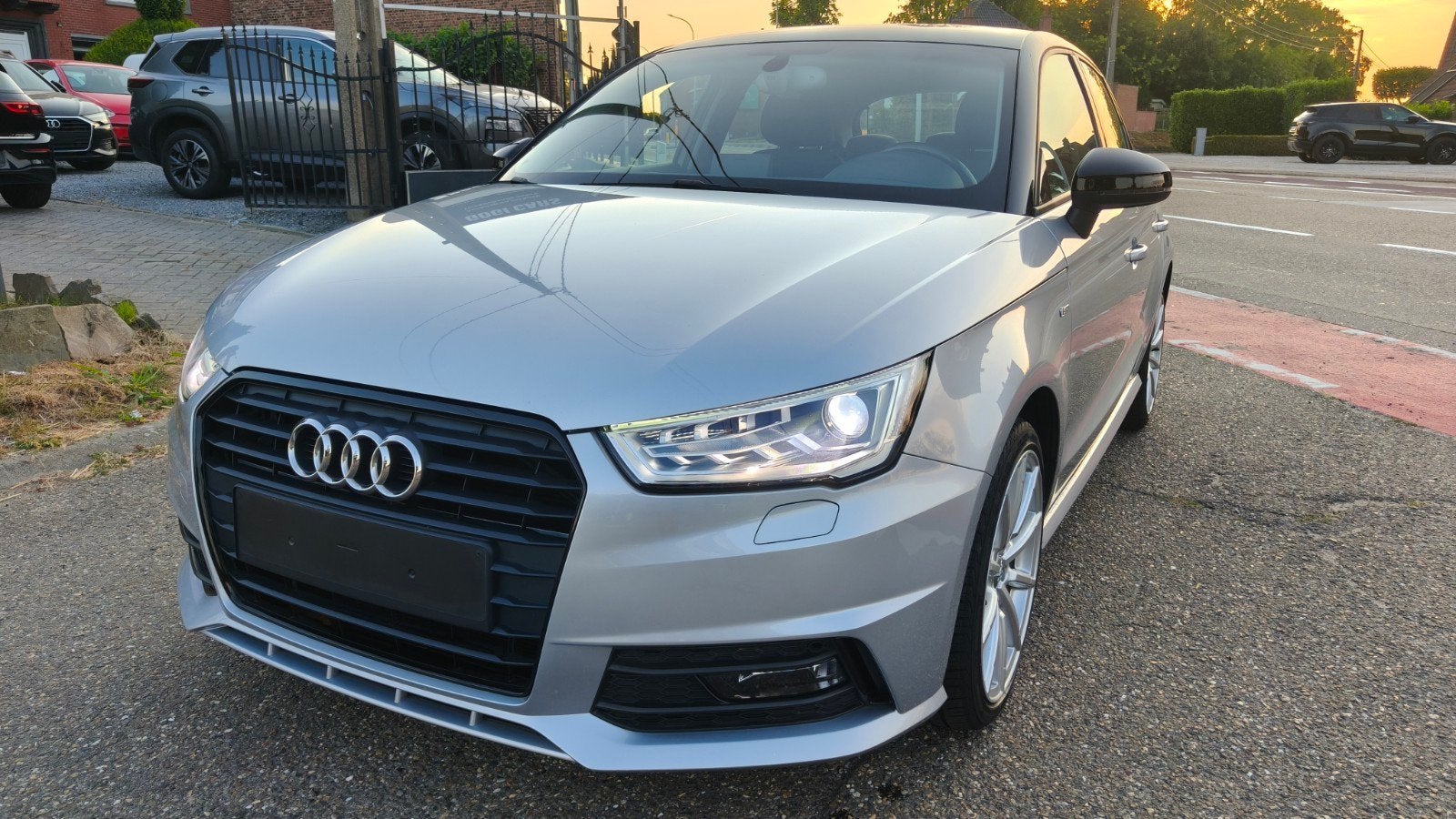 Audi A 1 Sportback 1.0 TFSI S line, Argent ou Gris, Achat, Euro 6, Entreprise