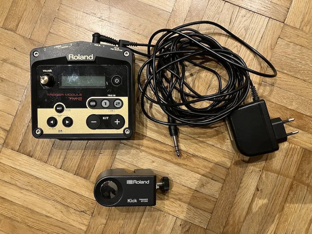 Roland Trigger Module TM-2 + Kick trigger RT-30k, Musique & Instruments, Enlèvement ou Envoi, Comme neuf, Roland