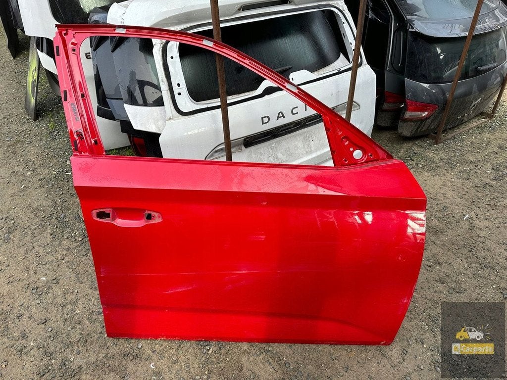 Skoda Kamiq porte avant droite, Infoline@skoda-auto.cz, Tr. Vaclava Klementa 869
293 01  Mlada Boleslav, CZ, Utilisé, Skoda