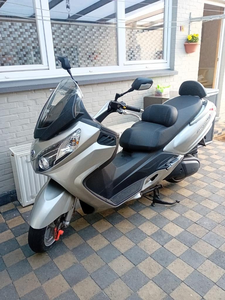 Sym 600i maxsym, Ophalen