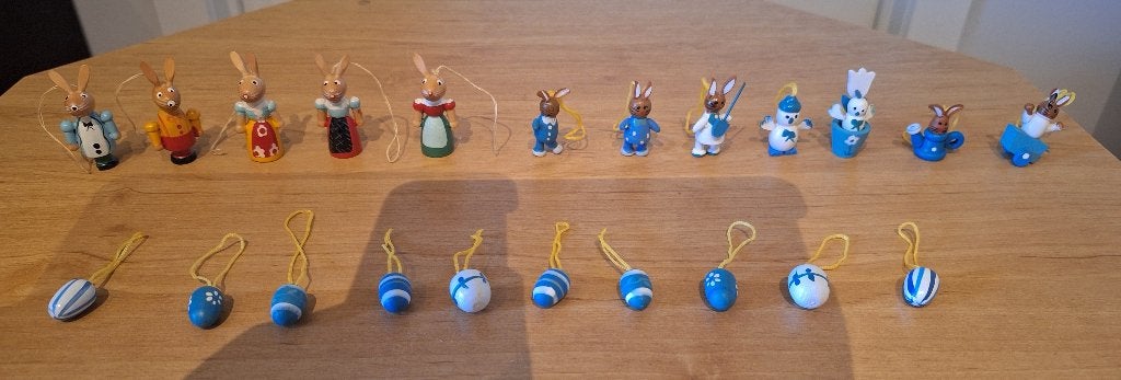 Set van 22 houten paasfiguurtjes, Diversen, Pasen, Ophalen of Verzenden, Gebruikt