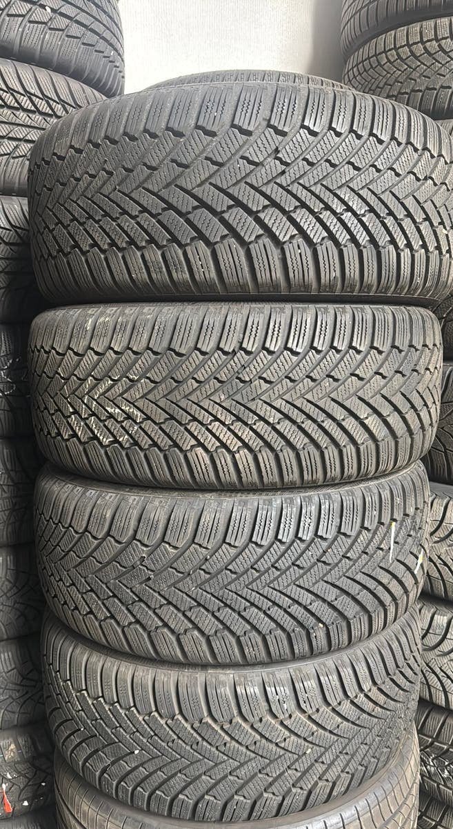 2254517 225/45/17 225/45R17 winterbanden merk Continental, Ophalen