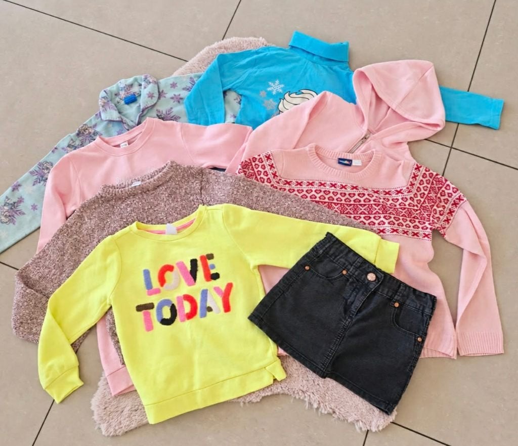 Lot de 8 Vêtements Fille 5-6 Ans Automne / Hiver  + 1 cadeau, Kinderen en Baby's, Ophalen of Verzenden, Zo goed als nieuw, Maat 110