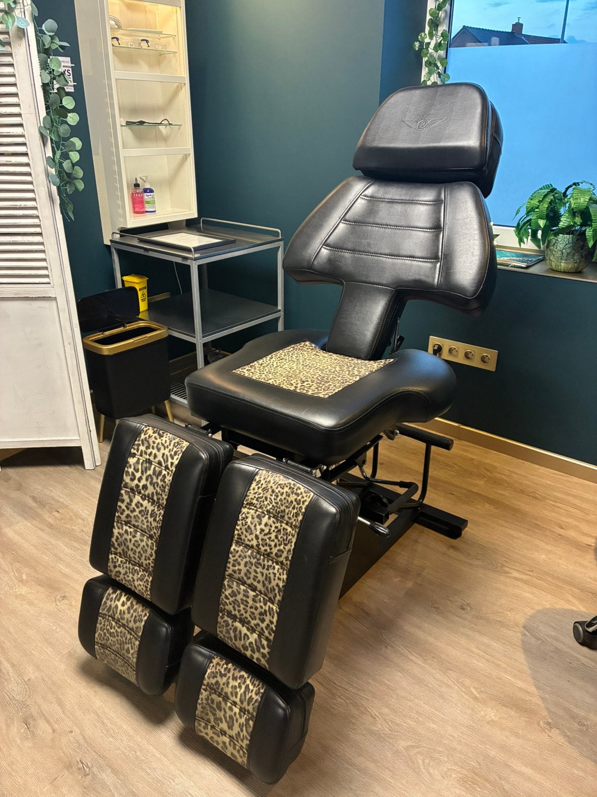 Tattoostoel - tattooland, Sport en Fitness, Ophalen, Zo goed als nieuw