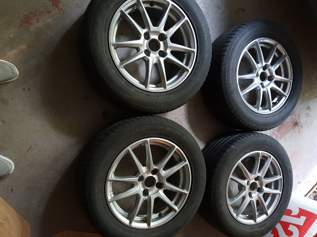 4 Pneus  GOED YEAR avec jante aluminium  215 60 R16 95H, 215 mm, 16 pouces, Pneus été, Pneu(s)