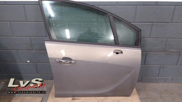 Portier 4Deurs rechts-voor van een Opel Meriva (Z40W), Gebruikt, -, Deur, -
