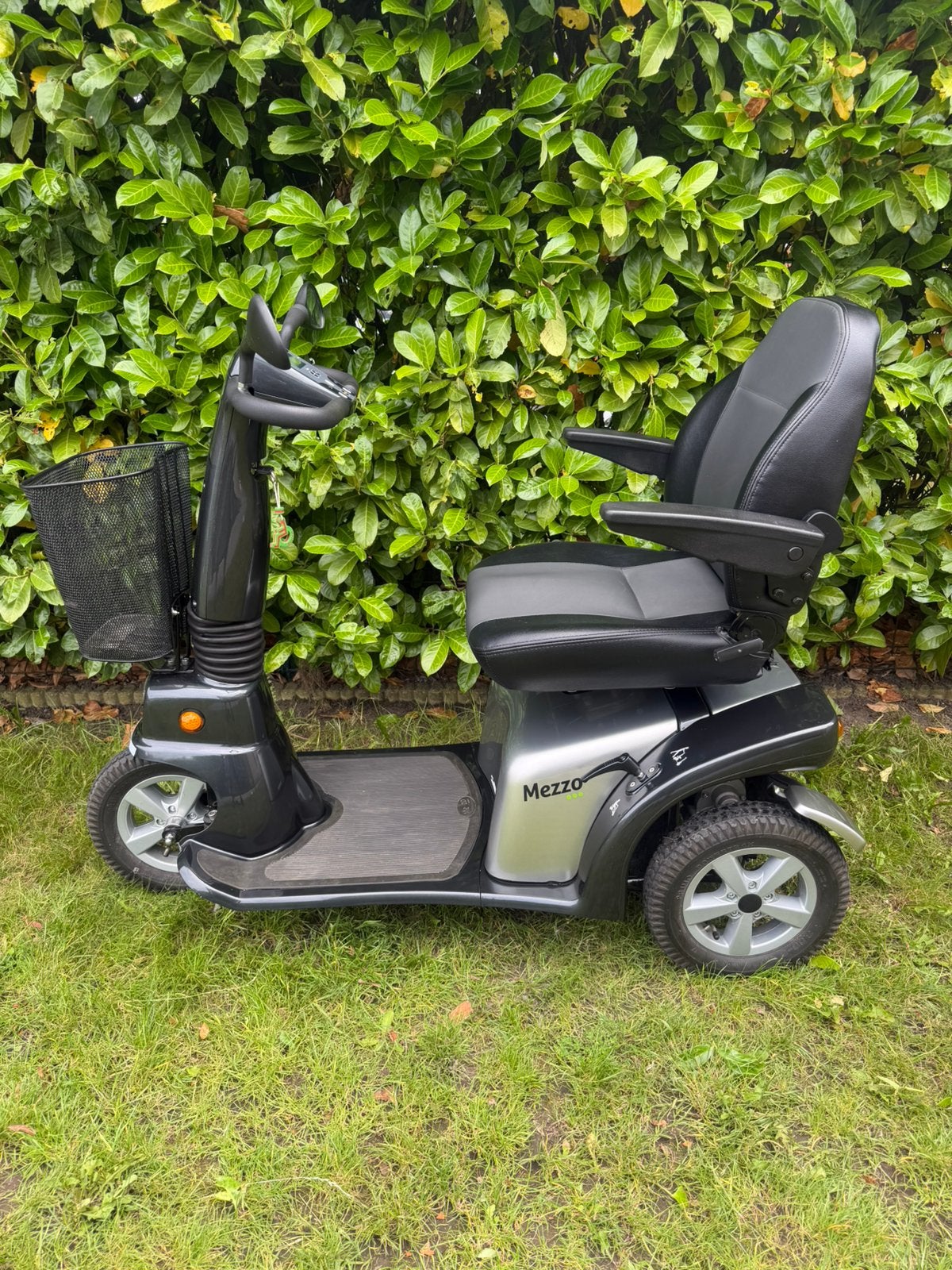 Luxe scootmobiel mezzo elektrische invalide scooter, Diversen, Ophalen of Verzenden, Zo goed als nieuw