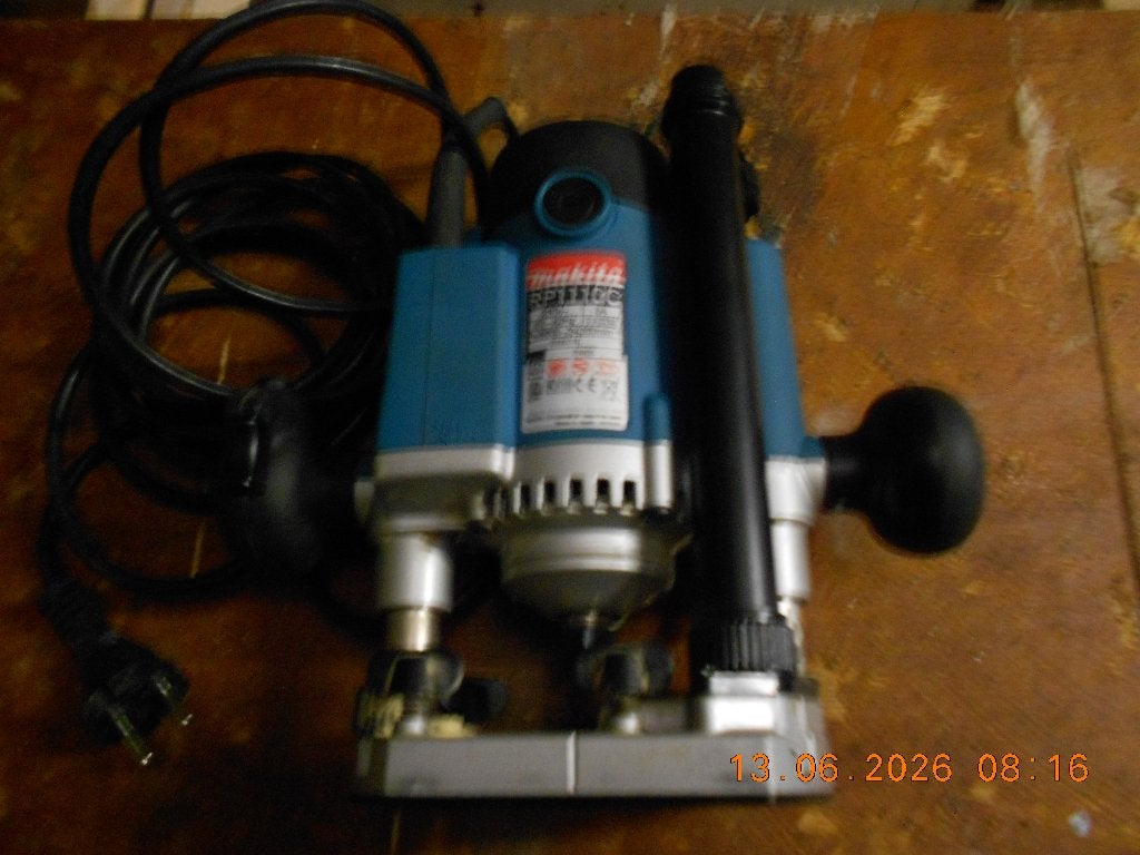 Bovenfrees Makita RP1110C, Hobby & Loisirs créatifs, Bricolage, Comme neuf, Machine, Électrique, Autres marques, Enlèvement