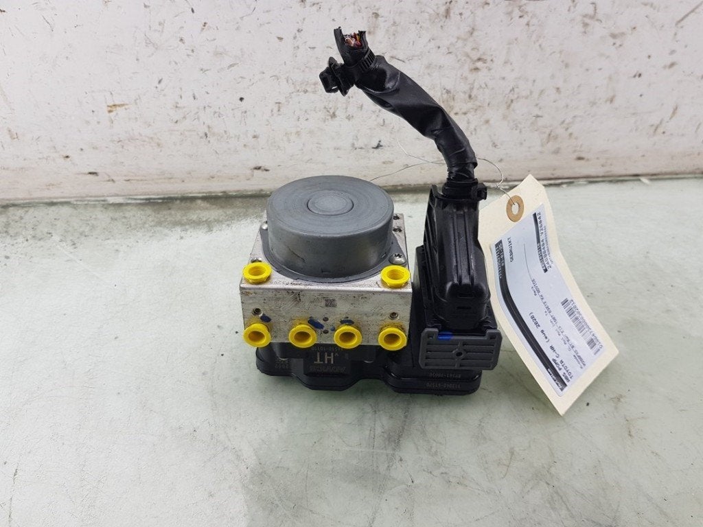 BLOC ABS (FREINS ANTI-BLOCAGE) Toyota C-HR (X1,X5), Utilisé, Toyota