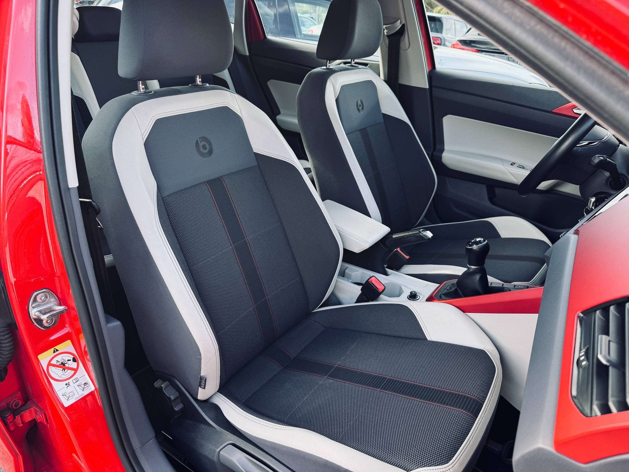 Volkswagen Polo Polo 1.0i BeatsAudio, Clim, Carplay, Garanti, Rouge, Achat, Euro 6, Entreprise