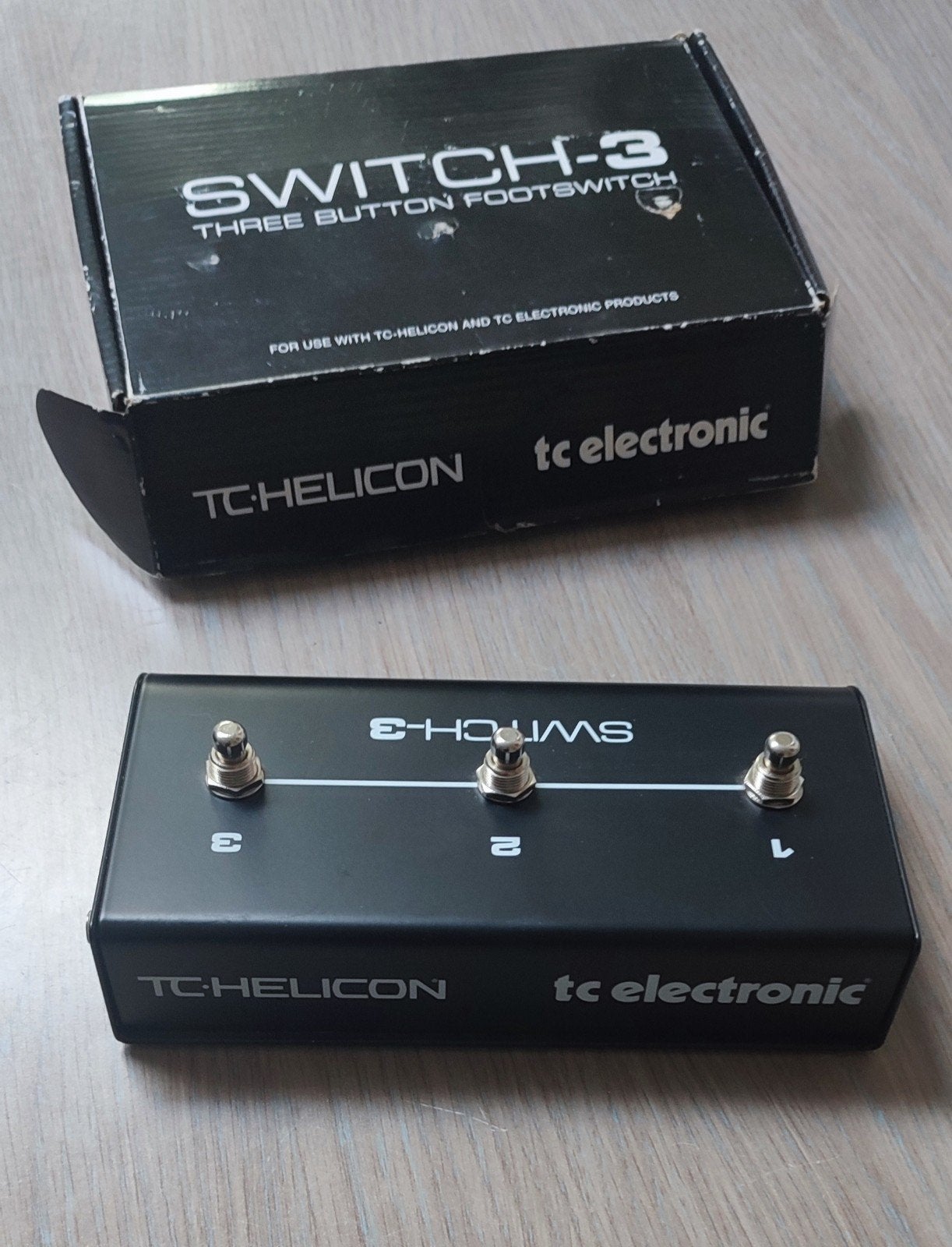 TC Helicon Switch-3 Footswitch, Ophalen of Verzenden