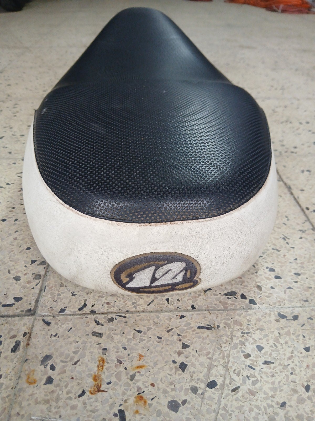 MBK booster 12 inch zadel, Ophalen, Gebruikt, Zadel