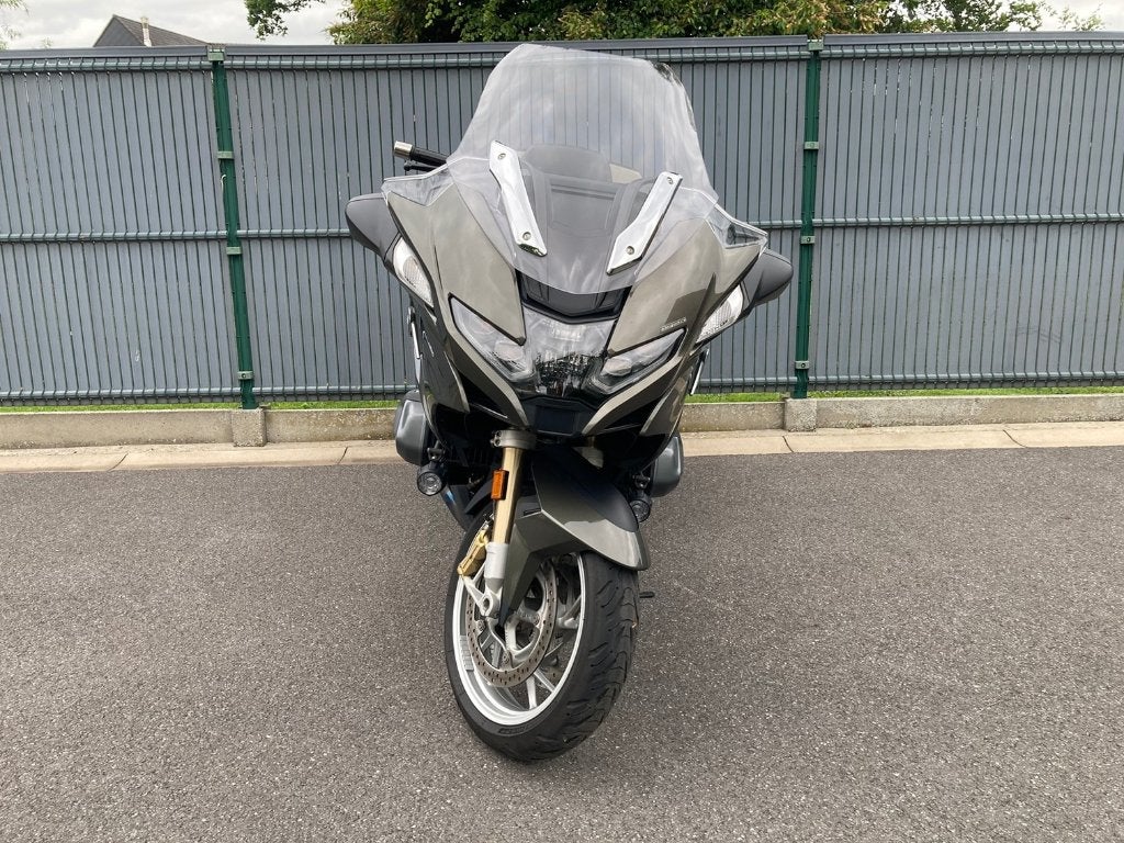 BMW 1250 RT, Motoren, Motoren | BMW, Handvatverwarming, 2 cilinders, Motorrijbewijs A, Gebruikt