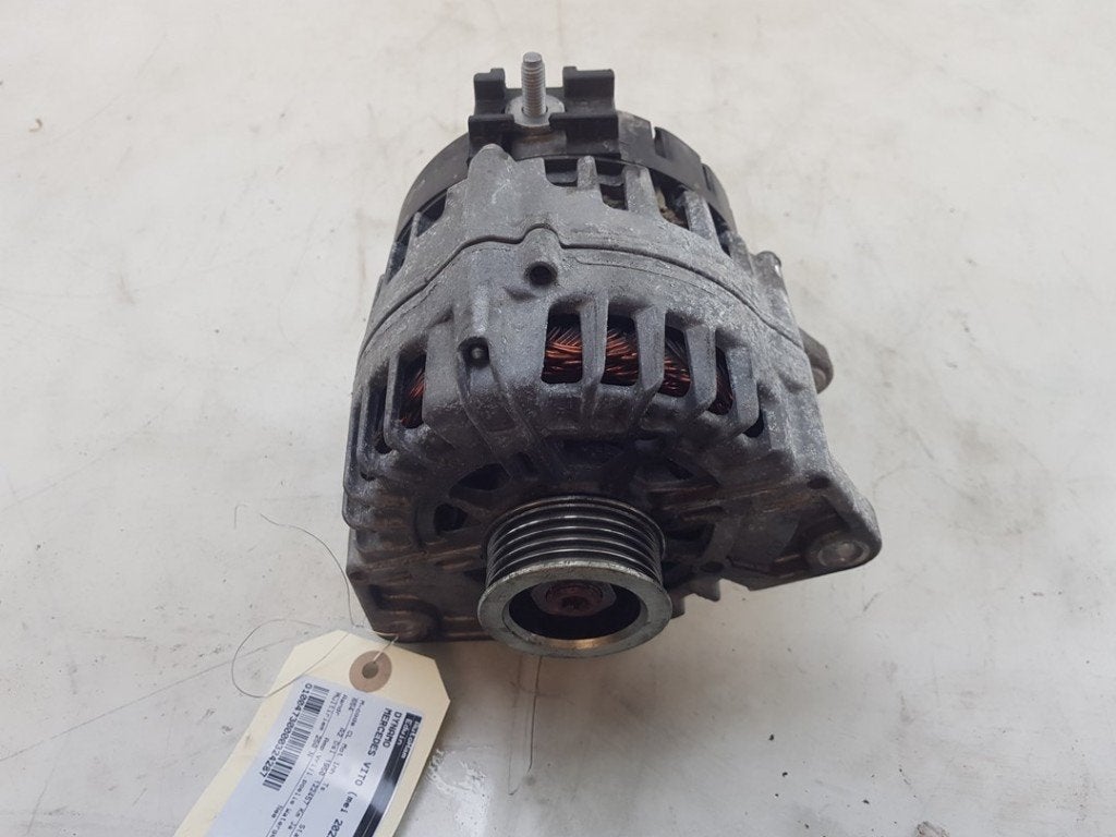 DYNAMO V-Snaar Vito (447.6) (|A0009068302|A000906830280|), Gebruikt, Valeo, Mercedes-Benz, 100, rue de Courcelles
75017  Paris, FR