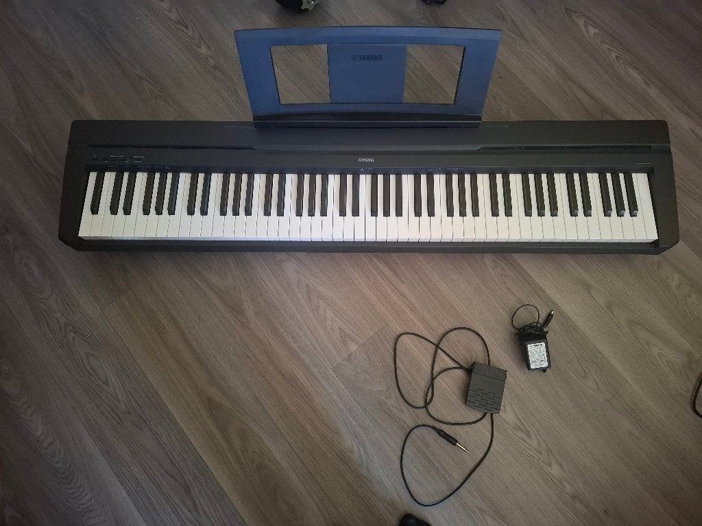 Piano yamaha p-45B, Neuf, Enlèvement ou Envoi, Digital, Piano