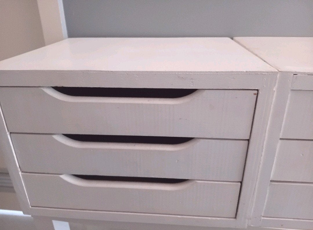 🌸 Beschikbaar: 2 grenen blokken, 3 laden, massief houten kl, Diversen, Bureau-accessoires, Gebruikt, Ophalen