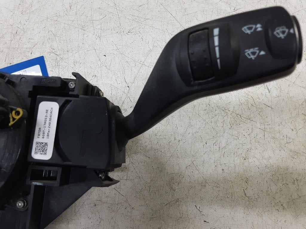 RUITENWISSER SCHAKELAAR Ford S-Max (GBW) (6G9T17A553AE), Gebruikt, Mevr. I. Hauben, Ford, Rue de l'Espoir 34 34
4030  GRIVEGNÉE, BE
