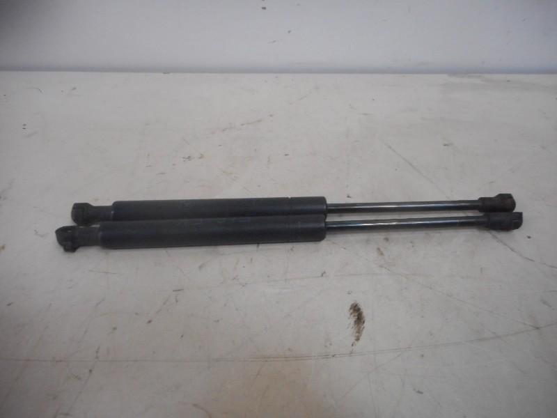 GASDRUKVEERSET VOOR BMW 3 serie (E46 / 4) (e46fk), Auto-onderdelen, Gebruikt, BMW