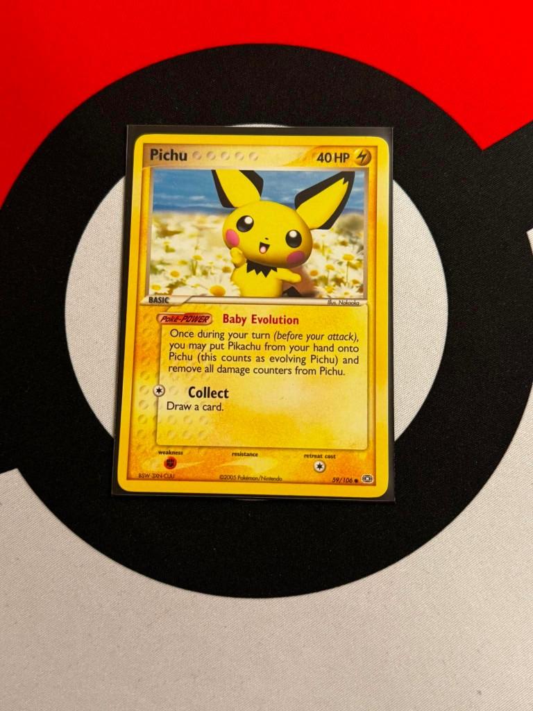 Pokémon - EX Emerald - Pichu (59/106) - NM, Hobby en Vrije tijd, Verzamelkaartspellen | Pokémon, Zo goed als nieuw, Losse kaart