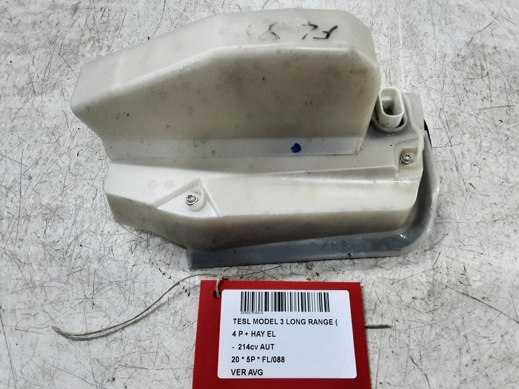 SERRURE DE PORTE AVANT GAUCHE Tesla Model 3 (01-2017/-), Gauche, Mevr. I. Hauben, Utilisé, Autres marques automobiles