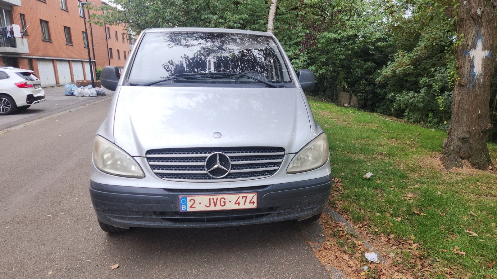 mercedes vito long chasis  2.2D/2003/5 places/clim 

2.2 die, Achat, CL, Boîte manuelle, Diesel