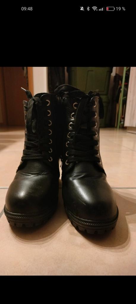 Chaussure, Kleding | Dames, Schoenen, Zwart, Lage of Enkellaarzen, Ophalen of Verzenden, Zo goed als nieuw