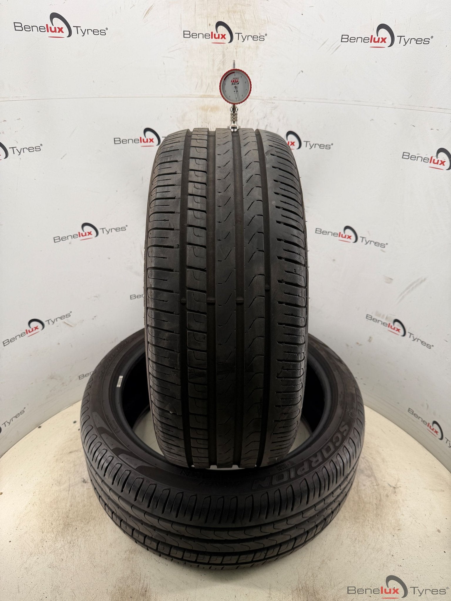 255/40R20 101V Pirelli SEAL 255/40 R20 255/40/20 2554020, Gebruikt, 255 mm, -, -