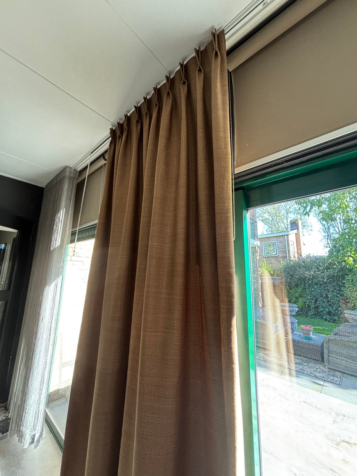 Artelux overgordijn stuk (nieuw) 252x90, Ophalen of Verzenden, Nieuw, Bruin