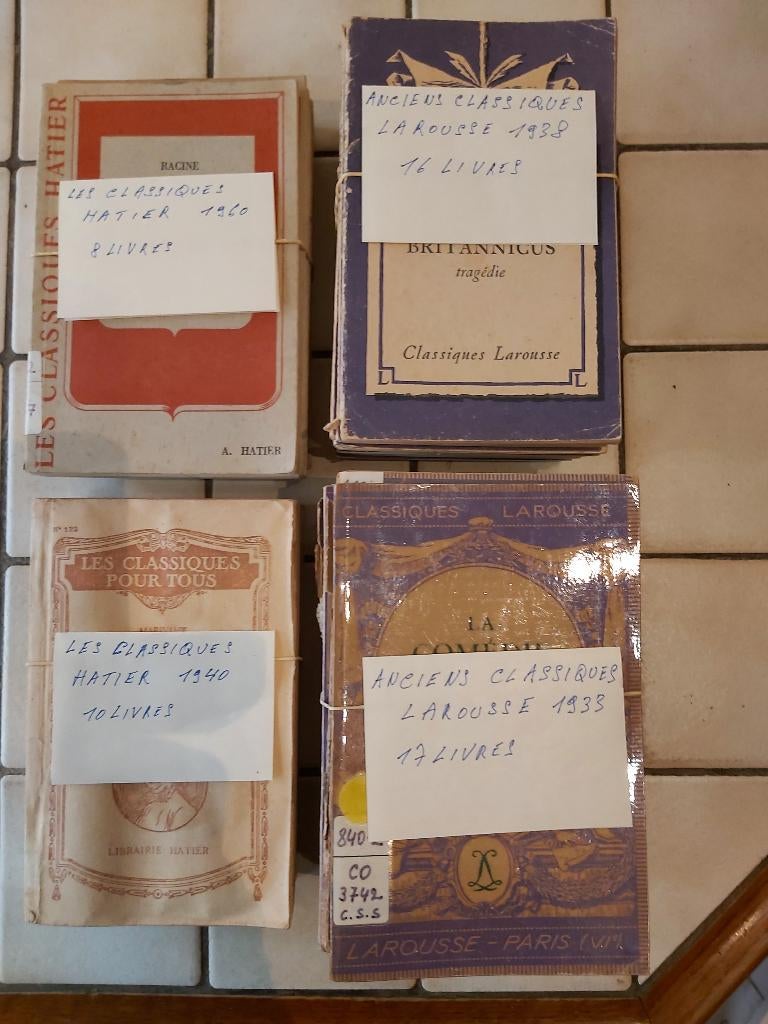 4 veel boeken van Theater, Molière, Racine, Marivaux etc., Boeken, Kunst en Cultuur | Dans en Theater, Gelezen, Toneel, Ophalen of Verzenden