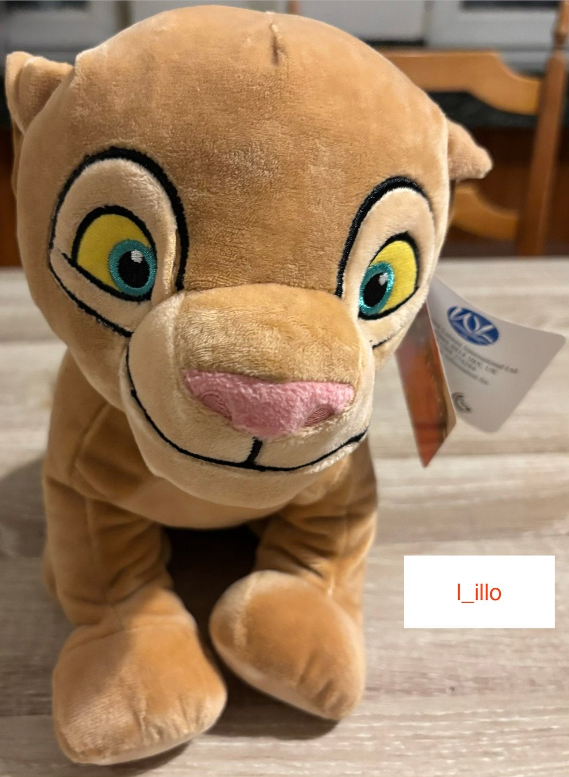 PELUCHE NALA - ROI LION DISNEY 🦁, Collections, Ours & Peluches, Comme neuf, Autres types, Autres marques, Enlèvement
