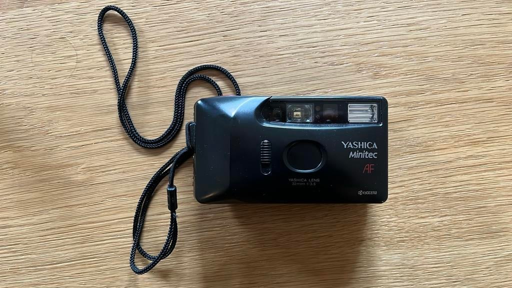 Kyocera Yashica minititec, Enlèvement, Comme neuf