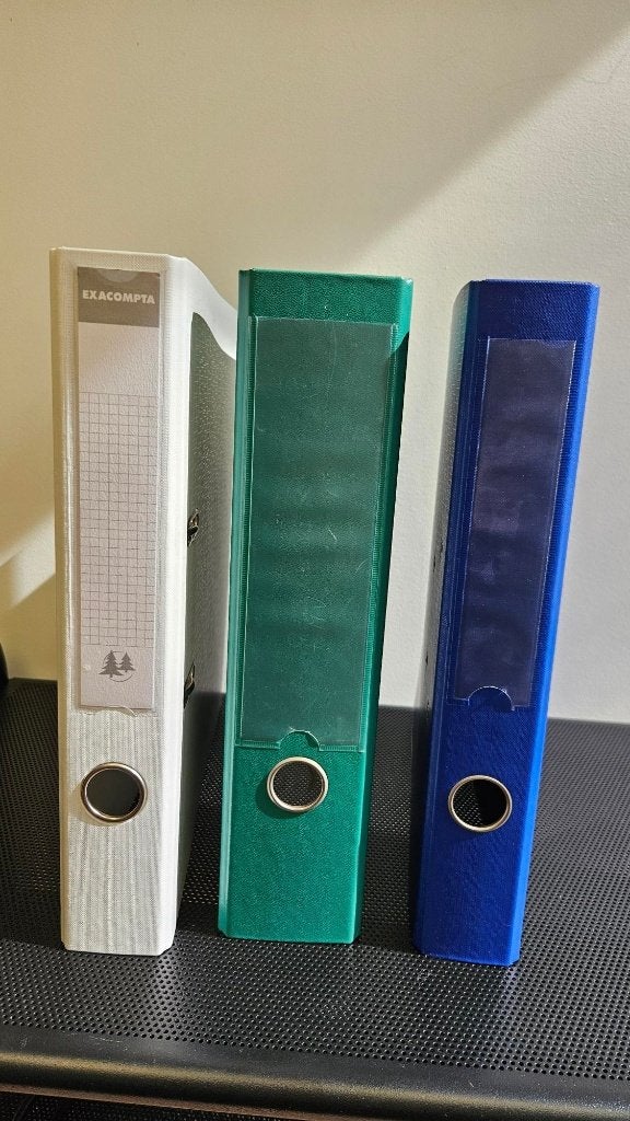 Classeurs à donner (dos 8cm et 4 cm), Divers, Enlèvement, Comme neuf