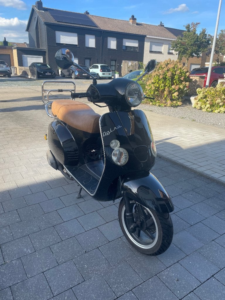 Neco Agira 50cc brommer, Vélos & Vélomoteurs, 1 vitesses, Neco, Classe B (45 km/h), Enlèvement