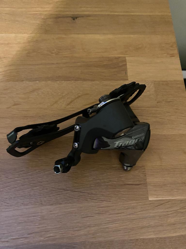 Tiagra 4700 achter derailleur, Fietsen en Brommers, Fietsonderdelen, Ophalen, Zo goed als nieuw, Derailleur of Ketting, Aluminium