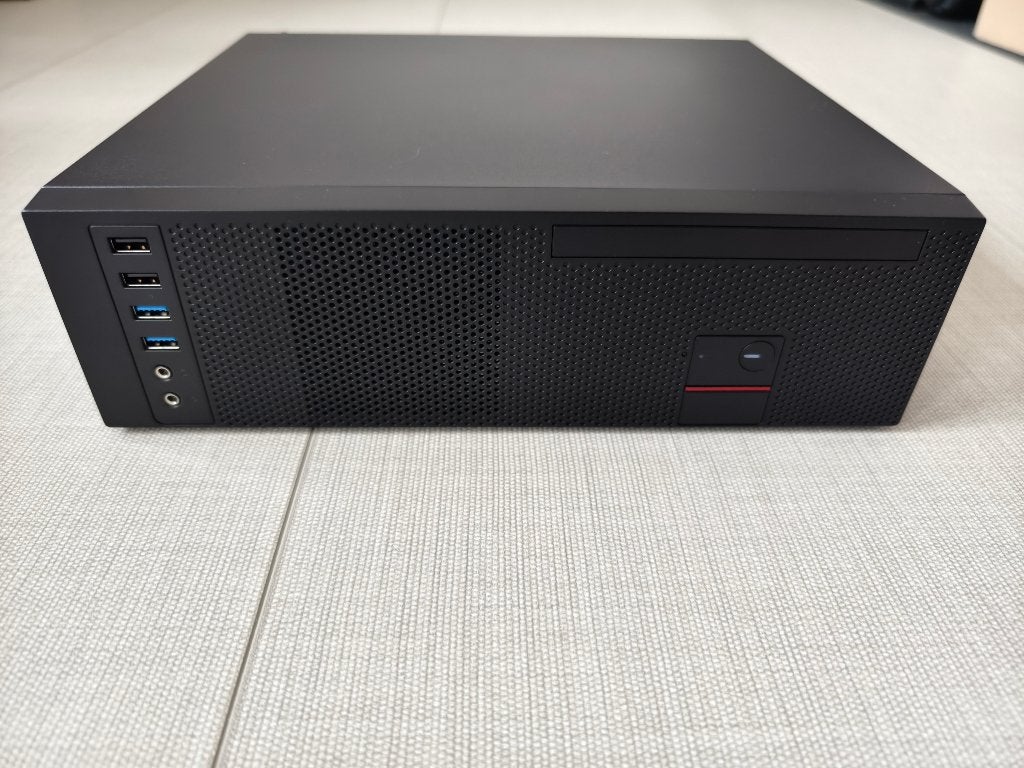 PC behuizing + TFX 80 plus bronze voeding 300 watt, Computers en Software, Ophalen of Verzenden, Zo goed als nieuw