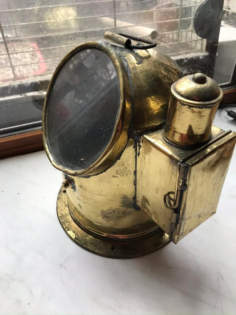 Divers anciens objets, Ophalen