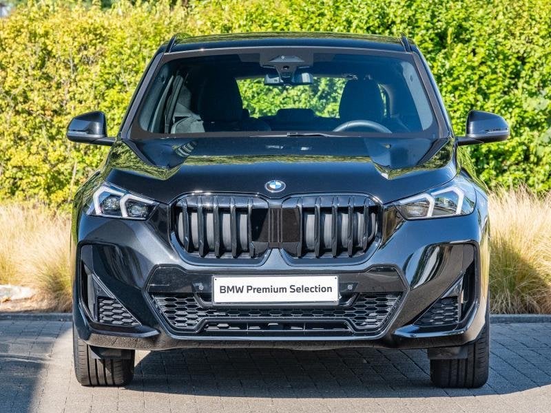 BMW X1 sDrive18i / M Sport, Parkeersensor, 136 pk, Zwart, Bedrijf