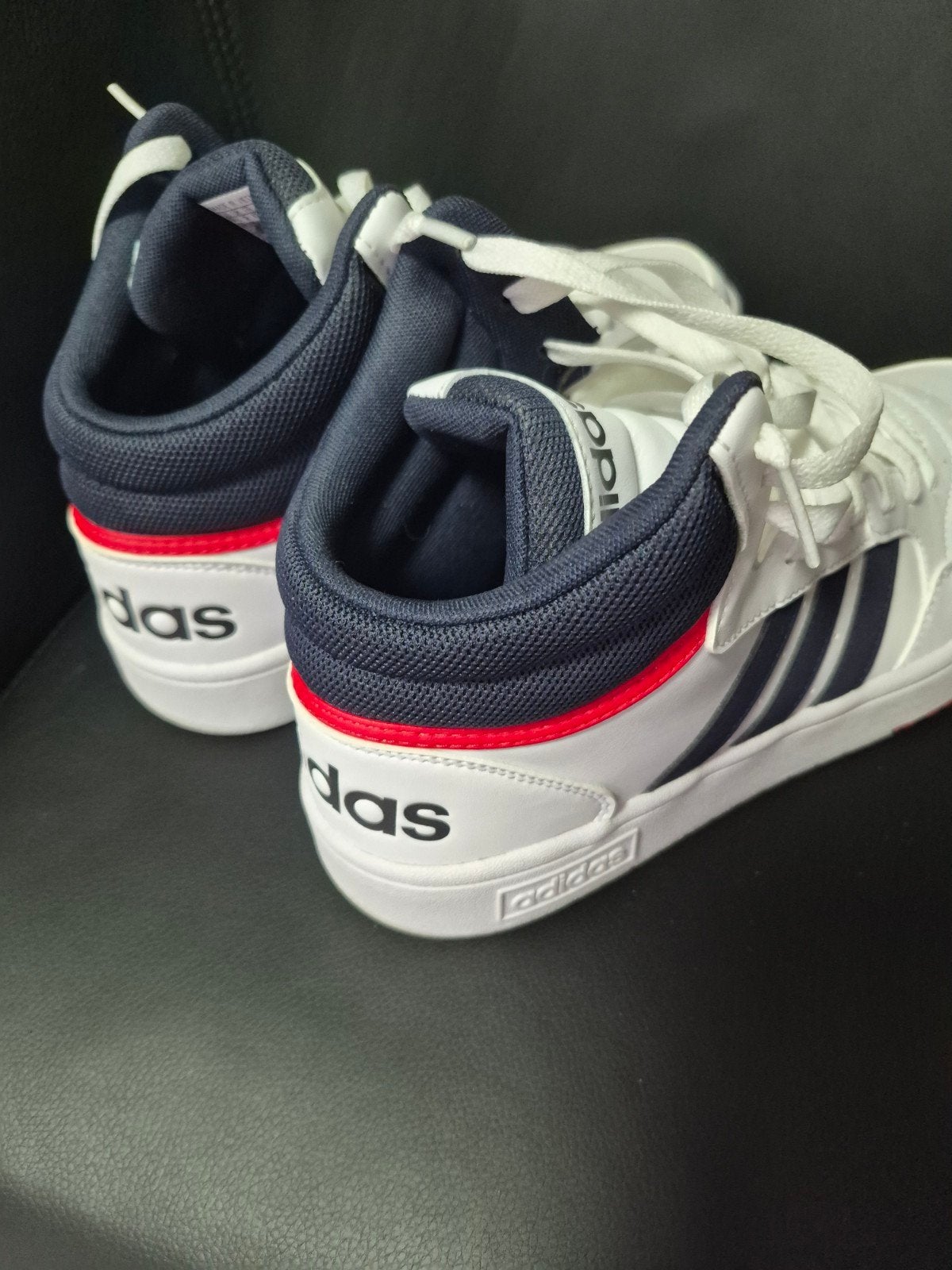 Adidas 43/43,5, Enlèvement