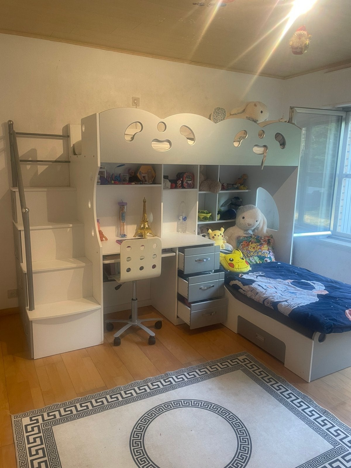 Lit d'enfant pour 2 enfants avec matelas et chaise de bureau, Maison & Meubles, Enlèvement, Utilisé