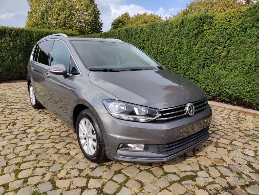 Volkswagen Touran 1.4 TSI DSG Highline, Autos, Argent ou Gris, Achat, Entreprise, Carnet d'entretien