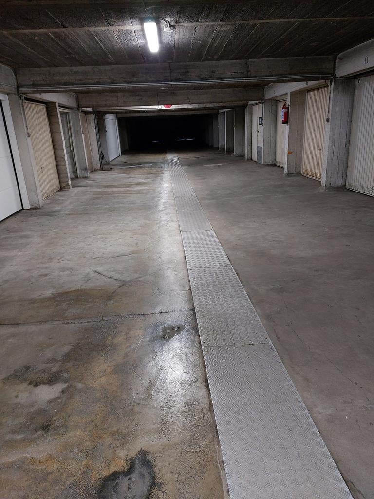 Ondergronds garage te huur Runkst, Hasselt